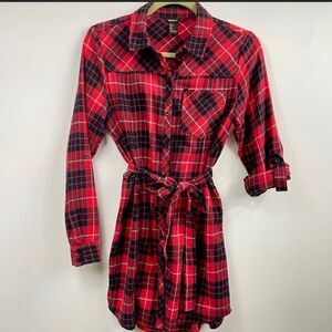 Forever 21 plaid belted flannel button down shirt,dress adjustable sleev…
